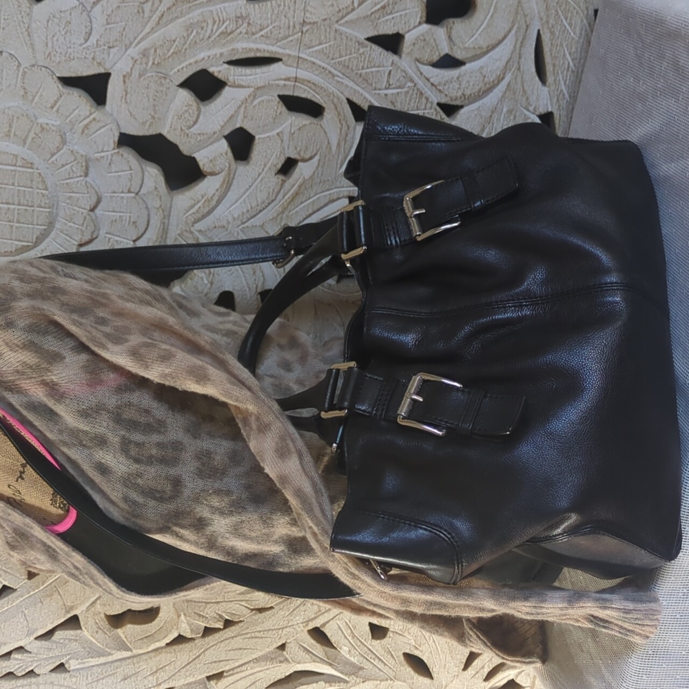 MICHAEL Michael Kors Black Leather Medium Satchel Shoulder Bag